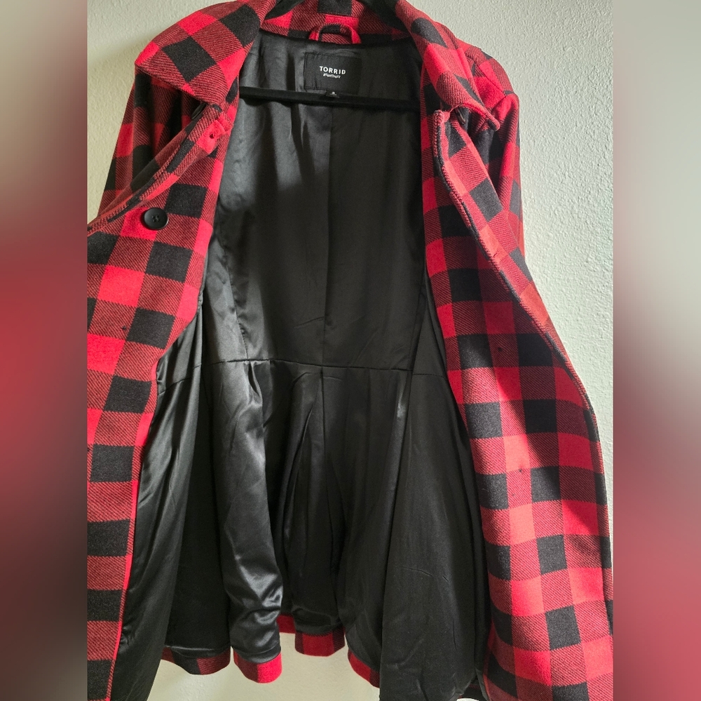 Torrid Buffalo Plaid Peacoat - Picture 6 of 6